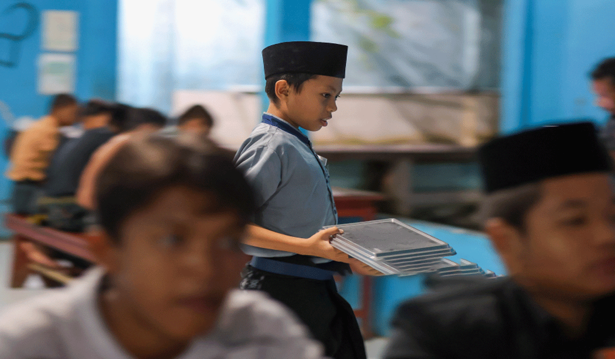 Ponpes di Jateng Mulai Tolak MBG, Isu Keracunan dan Korupsi Jadi Sorotan